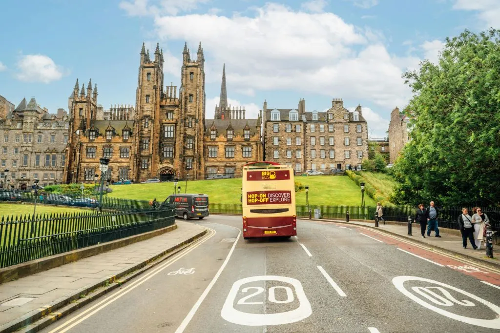 Big Bus Edinburgh: Hop-on Hop-off Bus Tour