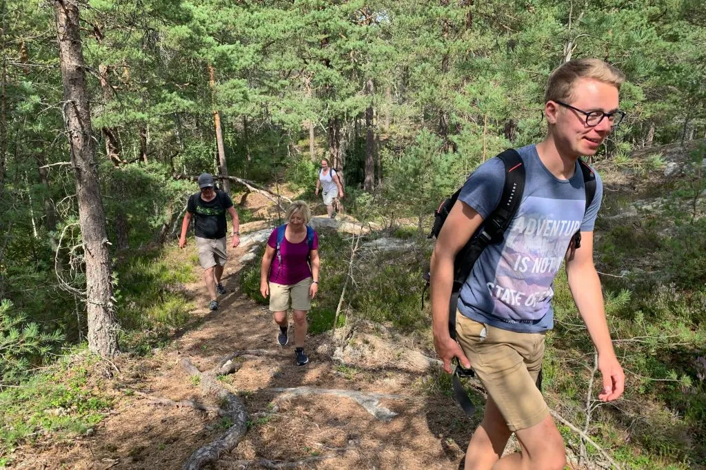 Stockholm : Randonnée dans une réserve naturelle + déjeuner autour d'un feu de camp + transport aller-retour