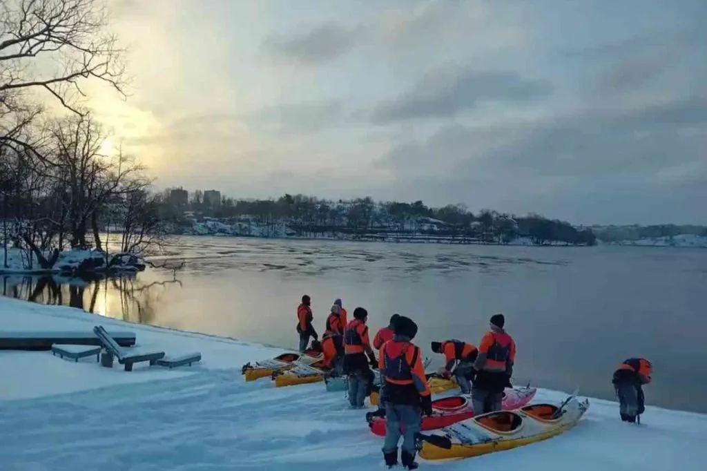 Stockholm: Winter Kayak Tour
