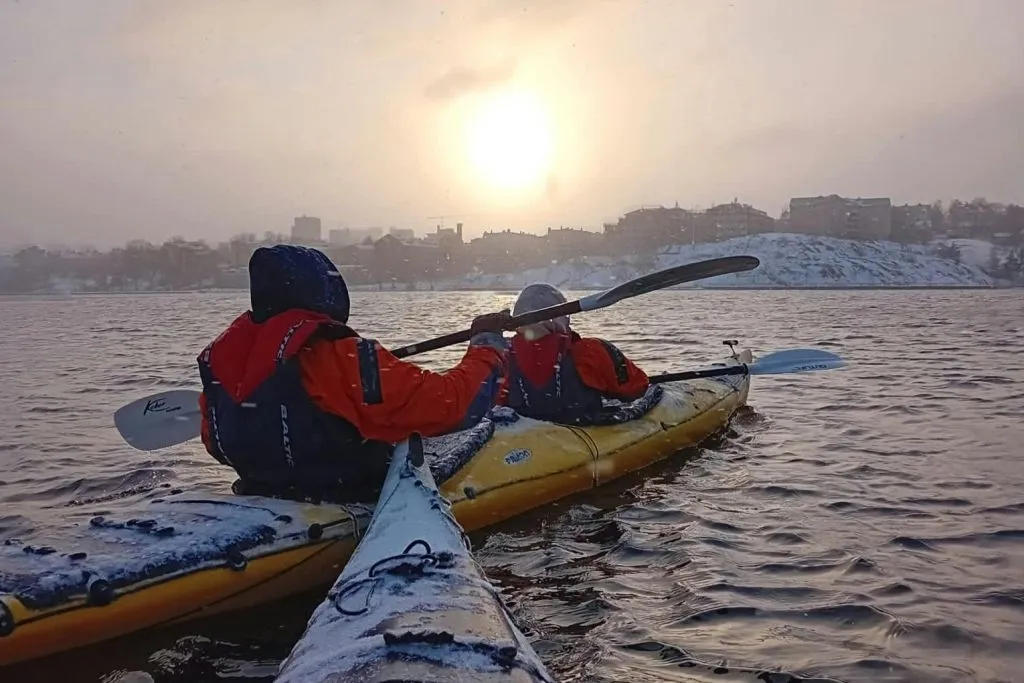 Stockholm: Winter Kayak Tour