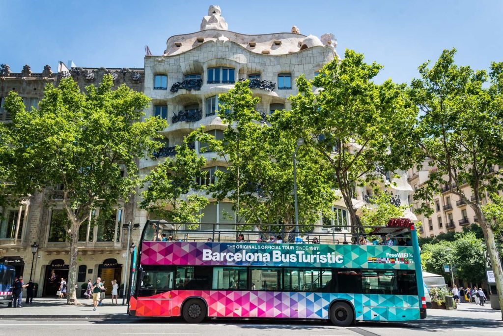 Go City Barcelona Explorer Pass: Entry to 2-7 Attractions
