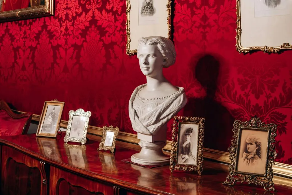 Museu Sisi, Palácio de Hofburg e Jardins de Viena: Pular a fila + visita guiada