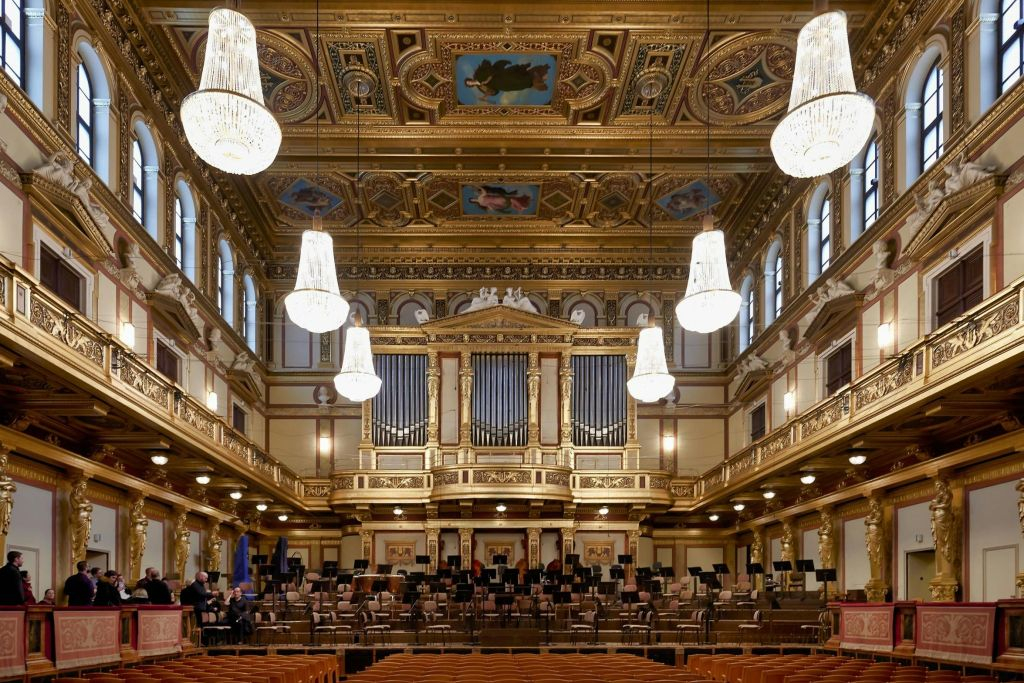 Musikverein Vienna: Mozart & Vivaldi's "The Four Seasons"