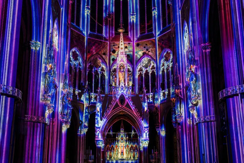 Igreja Votiva de Viena: Light of Creation Espetáculo de luz imersivo