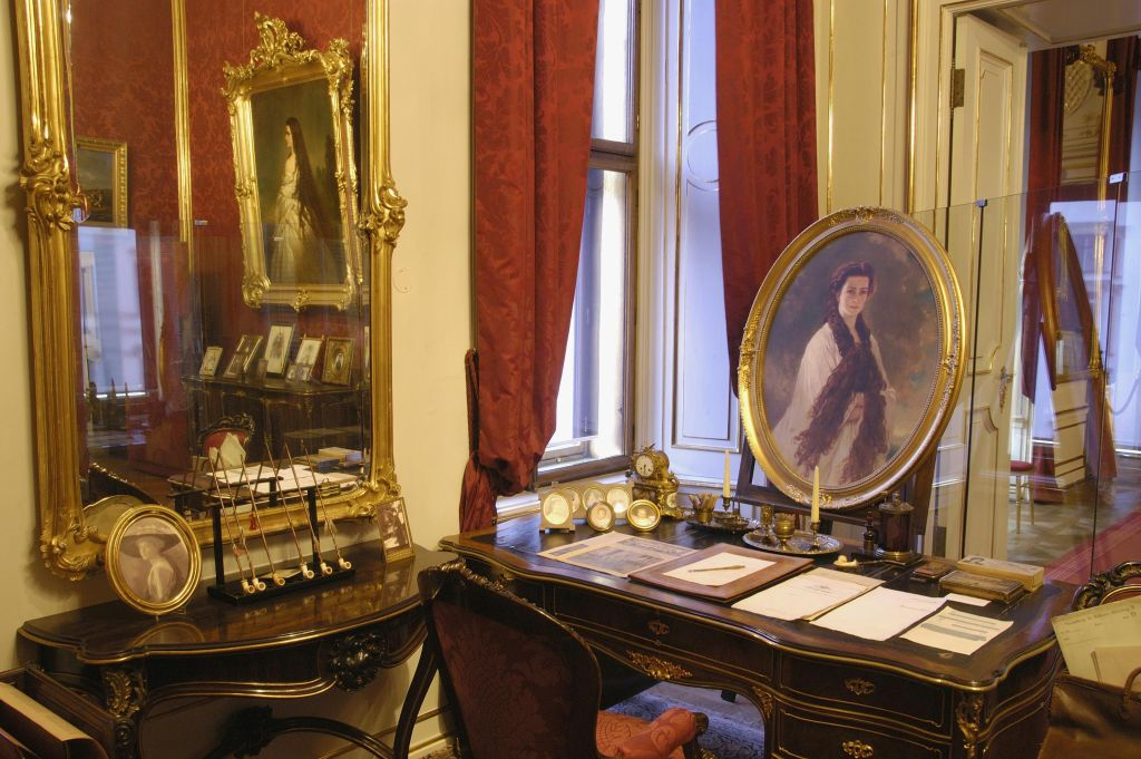 Palacio de Hofburg y Museo de Sisi: Tour guiado