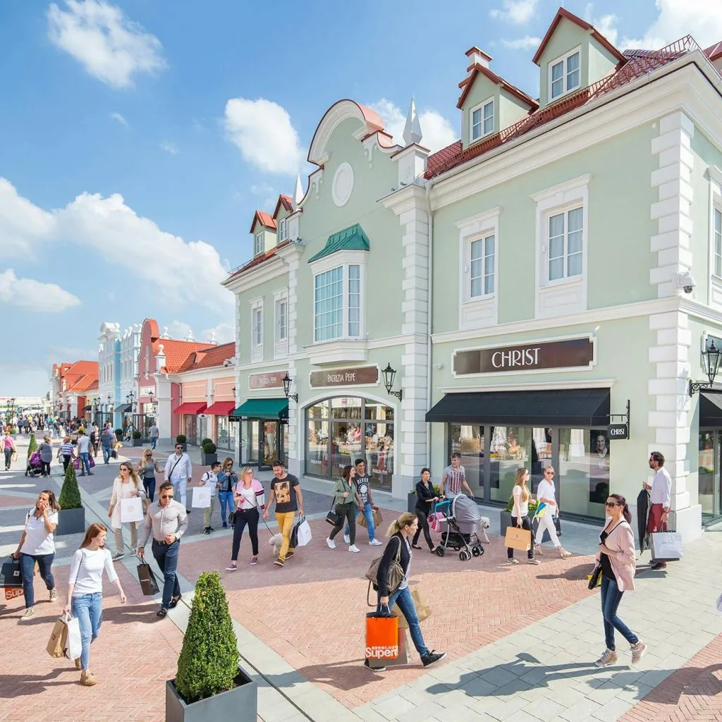McArthurGlen Designer Outlet em Parndorf: Serviço de traslado de Viena