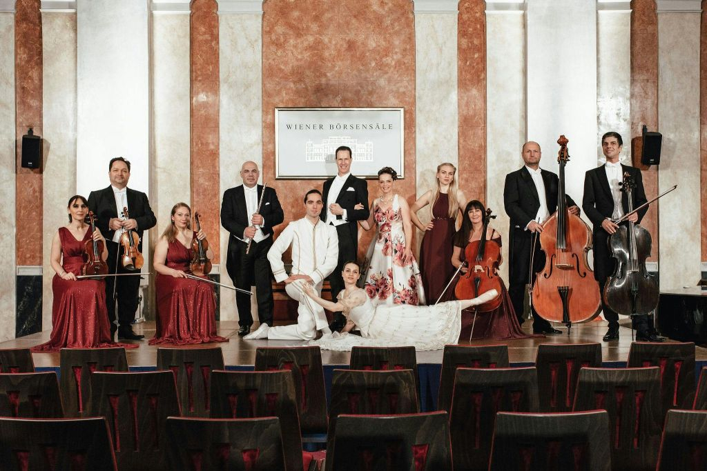 Palais de l'Ancienne Bourse : Concert Mozart et Johann Strauss avec ballet