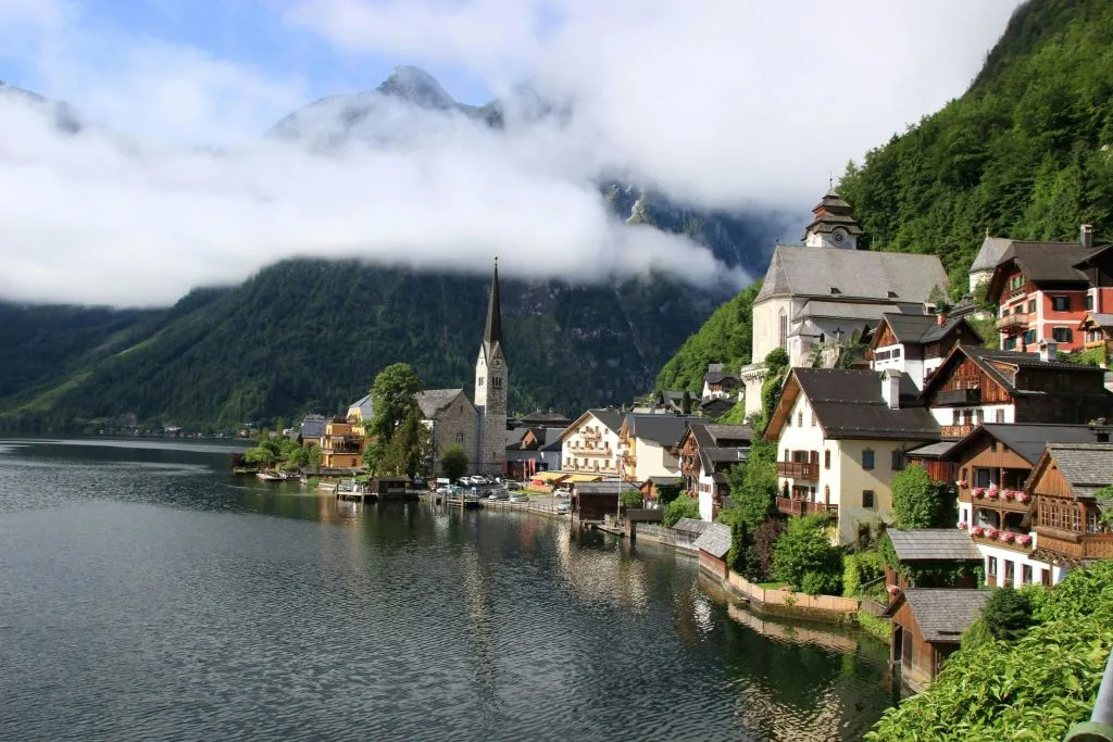 Salzbourg, Hallstatt, Melk, Alpes et lacs : Visite guidée au départ de Vienne