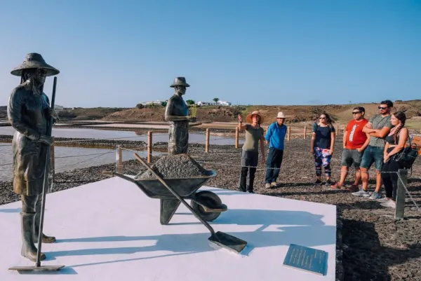 Visita guiada a las Salinas de Janubio