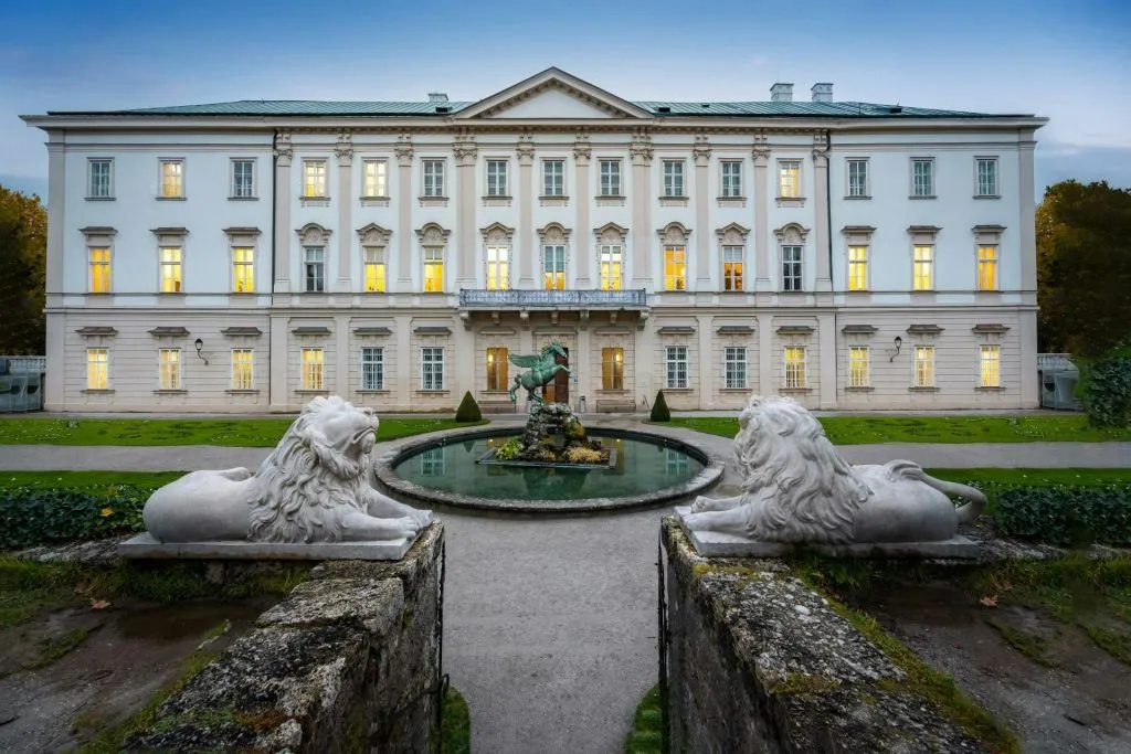 Salzburgo: Passeio a pé pela Cidade Velha, Mozart e Jardins Mirabell