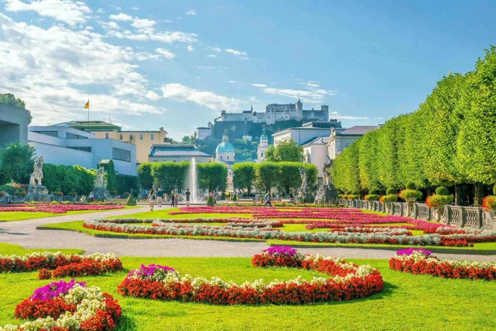 Salzburgo: Passeio a pé pela Cidade Velha, Mozart e Jardins Mirabell