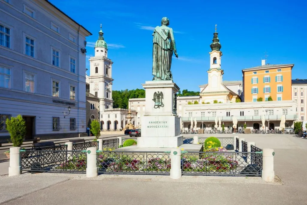 Salzburgo: Passeio a pé pela Cidade Velha, Mozart e Jardins Mirabell