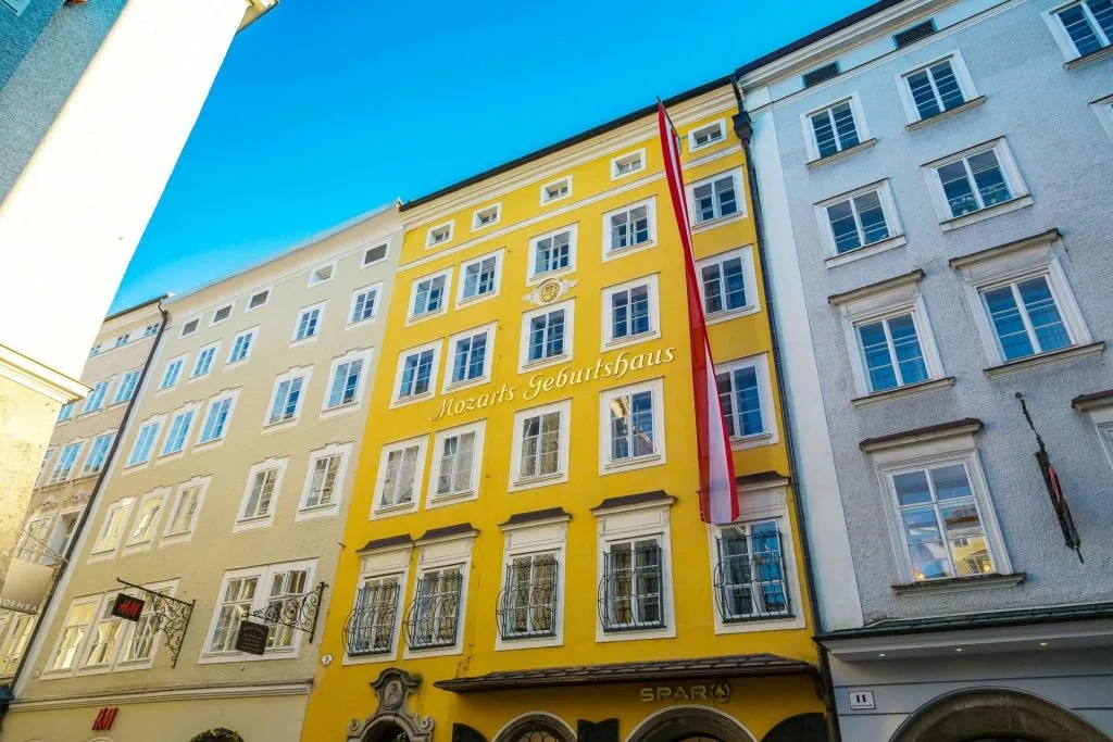 Salzburgo: Passeio a pé pela Cidade Velha, Mozart e Jardins Mirabell