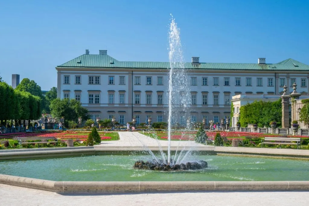 Salzburgo: Passeio a pé pela Cidade Velha, Mozart e Jardins Mirabell