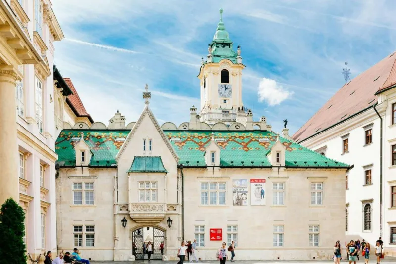 Bratislava: Viagem de um dia saindo de Viena de ônibus e catamarã