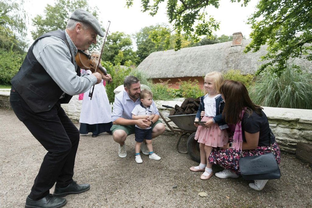 Bunratty Castle & Folk Park: Entry Ticket