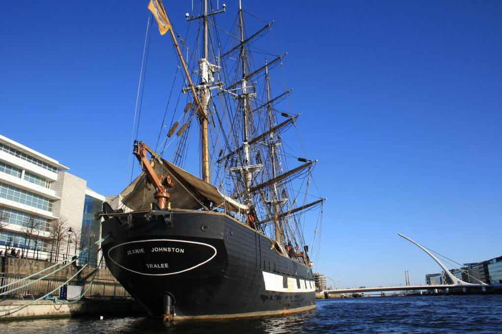 Dublin: Jeanie Johnston Tallship Emigrant Experience