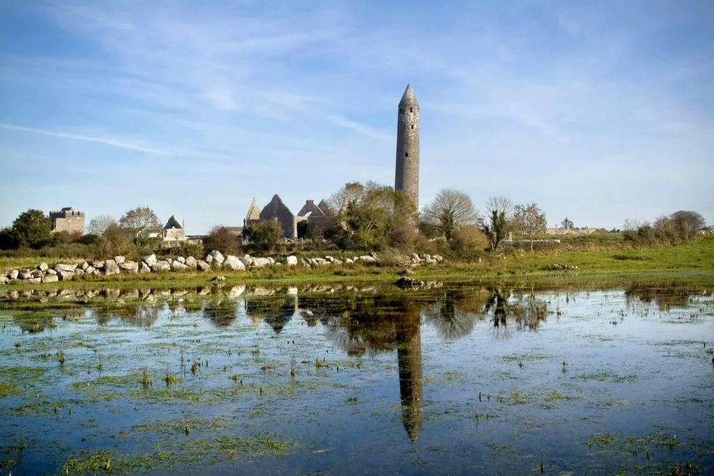 Cliffs of Moher, Kilmachdough Abbey & Galway City: Day Trip from Dublin