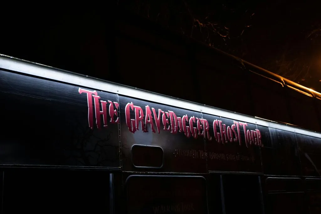 Dublin: The Gravediggers 2 Hr Ghost Bus Tour