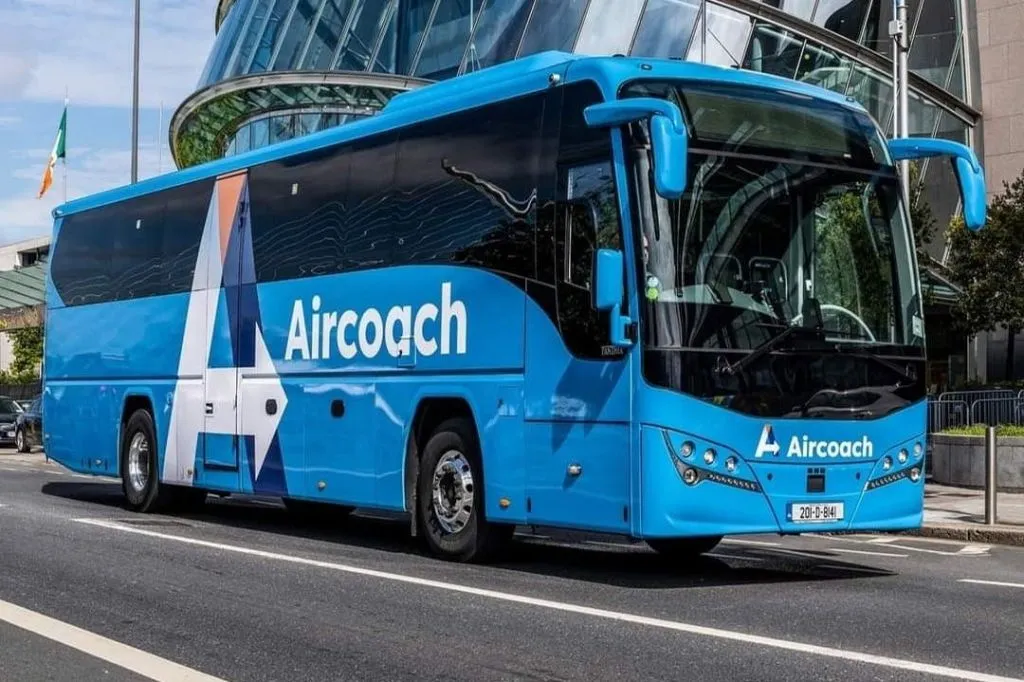 Dublin: Bus To/From Dublin Airport T1 and Belfast