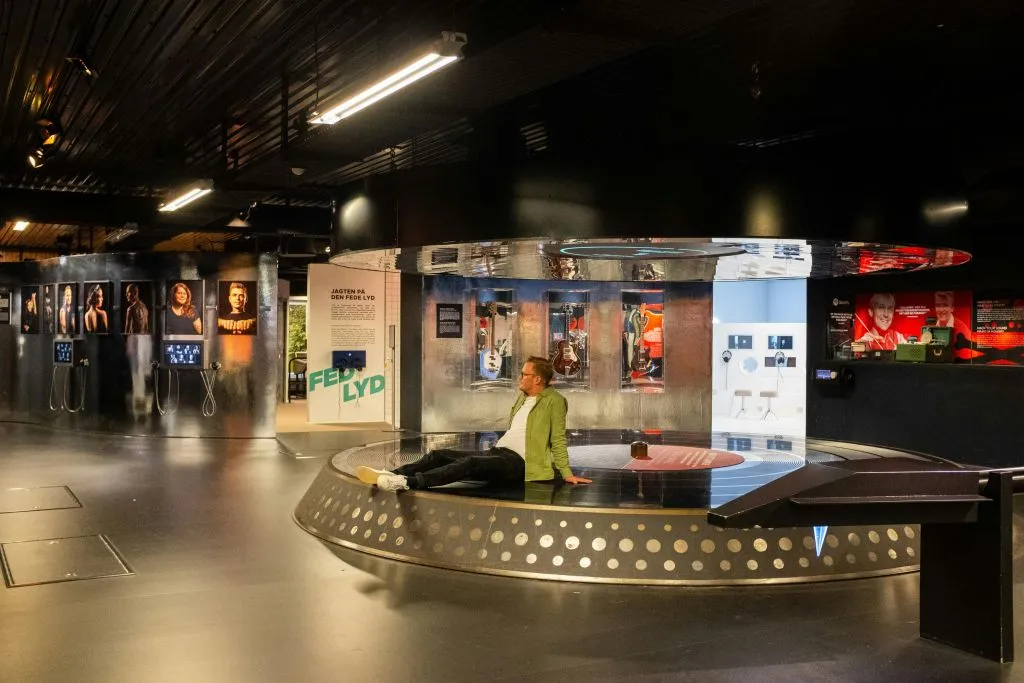 Copenhagen Card - DISCOVER: 80+ Atracciones incl. Jardines Tivoli + Transporte