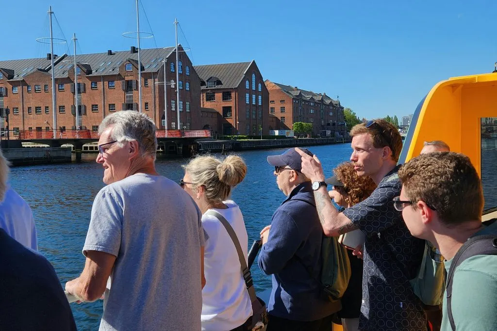 Copenhaga: Visita guiada a pé + passeio de ferry