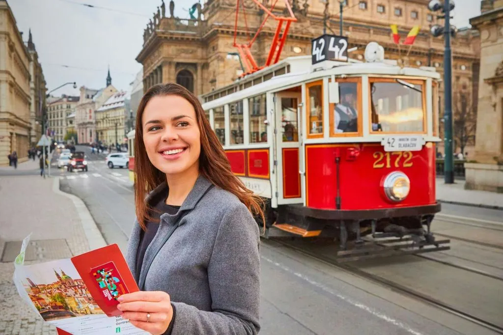 Prague Visitor Pass: Admission to 70+ Attractions + Public Transport
