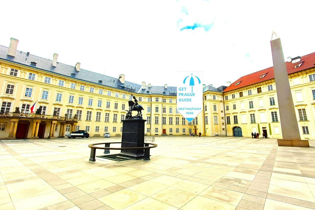 Prague Castle: Entry Ticket