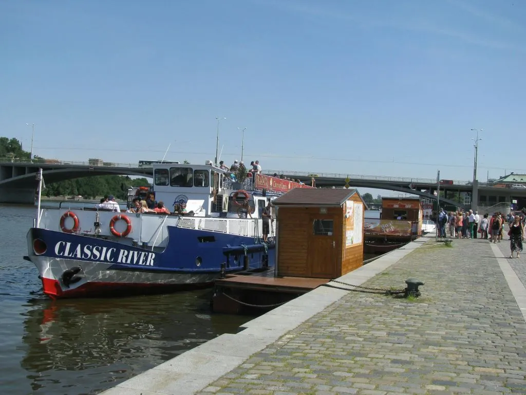 Prague : Croisière fluviale + Guide audio