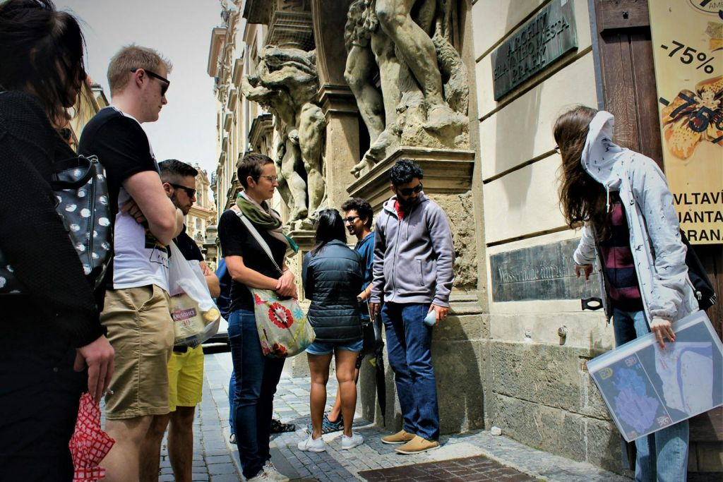 Prague: Historical Oldtown, Medieval Underground and Dungeon Tour