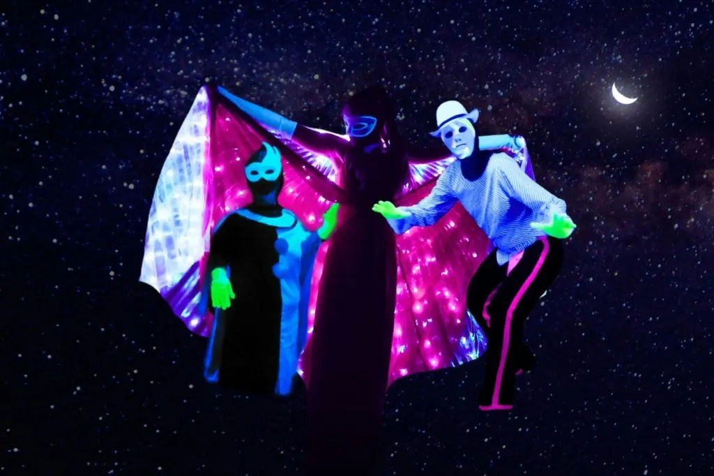 Teatro HILT Black Light: Show Imagens de Amor