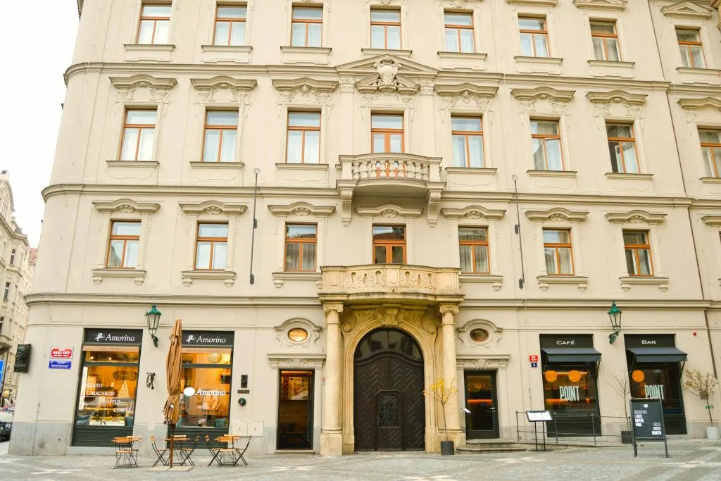 Musée national de Prague : Billet d'entrée + visite guidée de la ville avec audioguide
