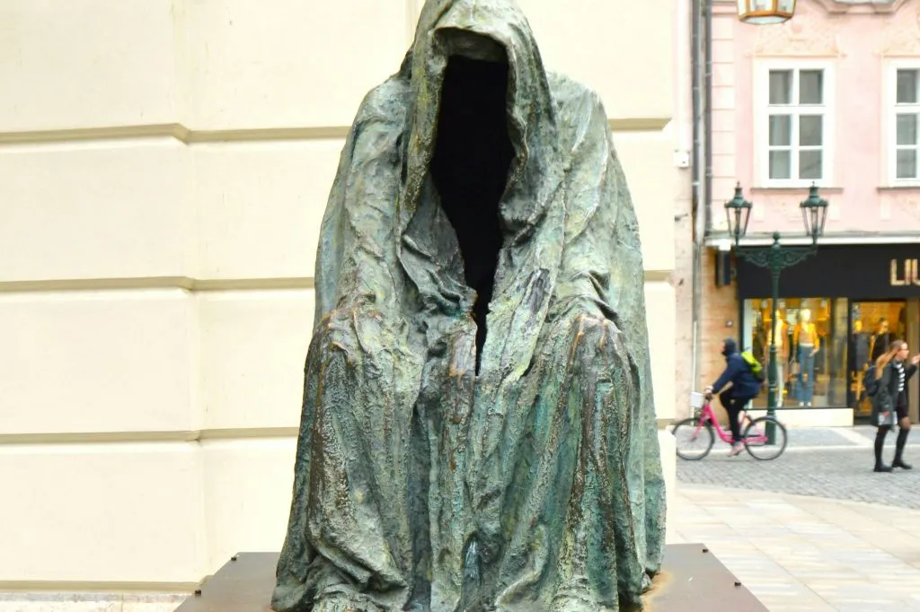 Musée national de Prague : Billet d'entrée + visite guidée de la ville avec audioguide
