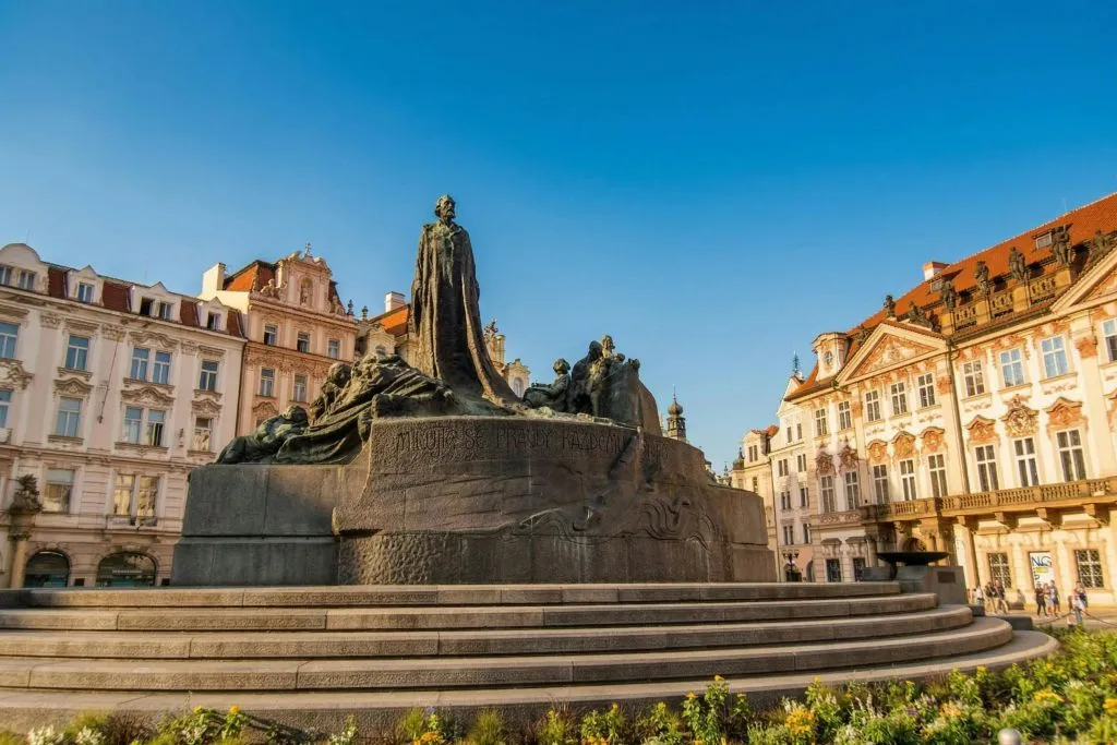 Musée national de Prague : Billet d'entrée + visite guidée de la ville avec audioguide