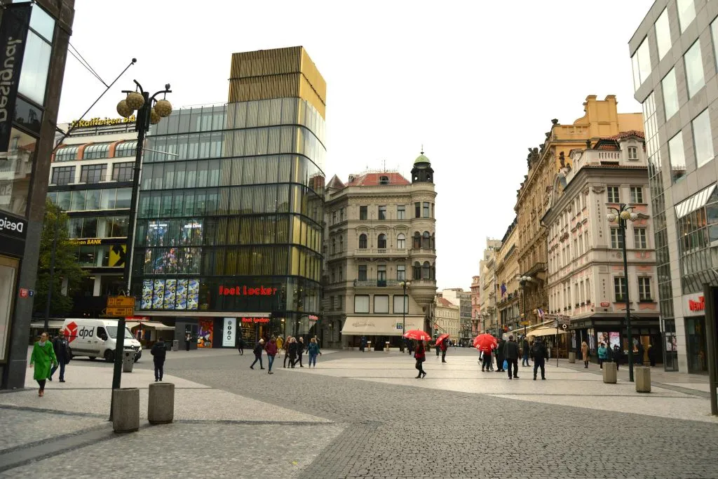 Musée national de Prague : Billet d'entrée + visite guidée de la ville avec audioguide