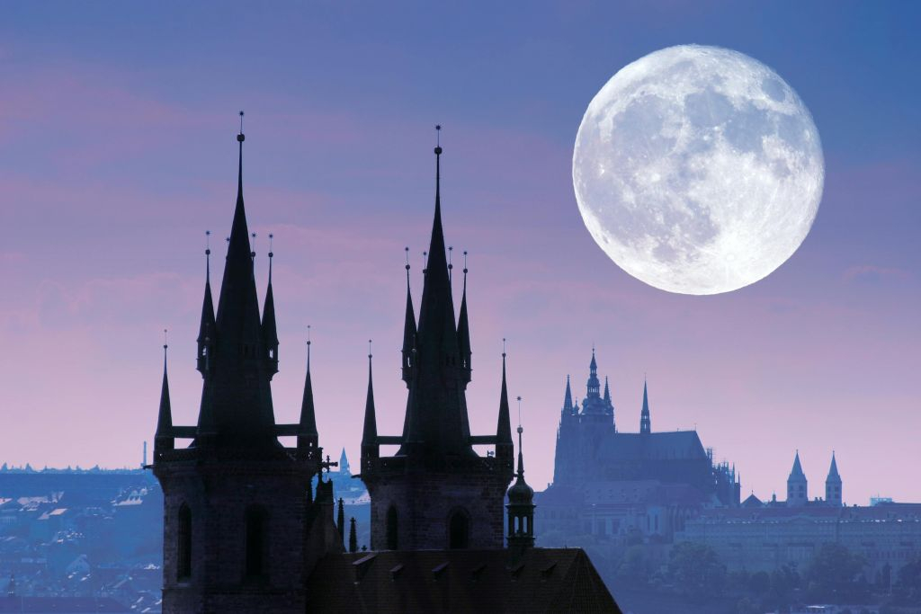 Praga: Visita guiada a fantasmas e lendas + entrada no museu