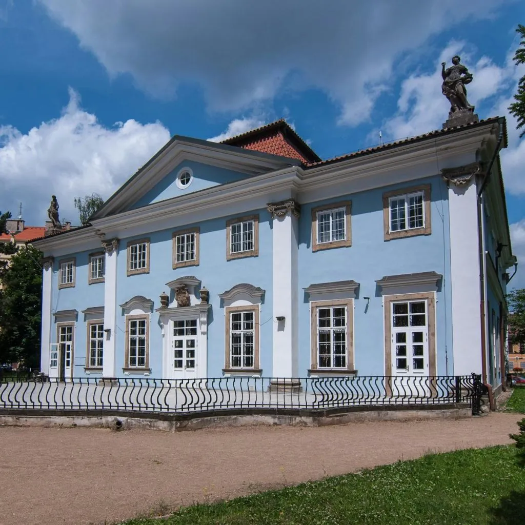 Teplice: Royal Spa & Castle Day Trip from Prague