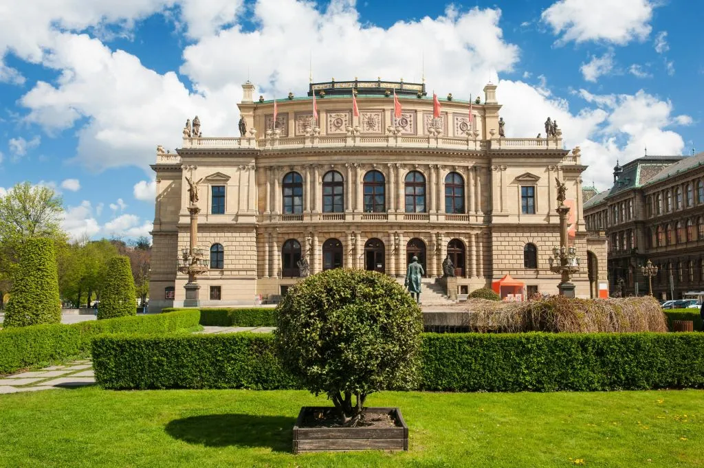 Visite guidée vieille ville et quartier juif de Prague + galerie Robert Guttmann
