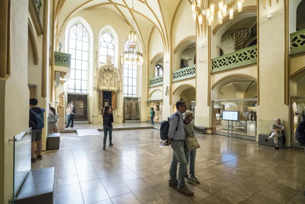 Visite guidée vieille ville et quartier juif de Prague + galerie Robert Guttmann