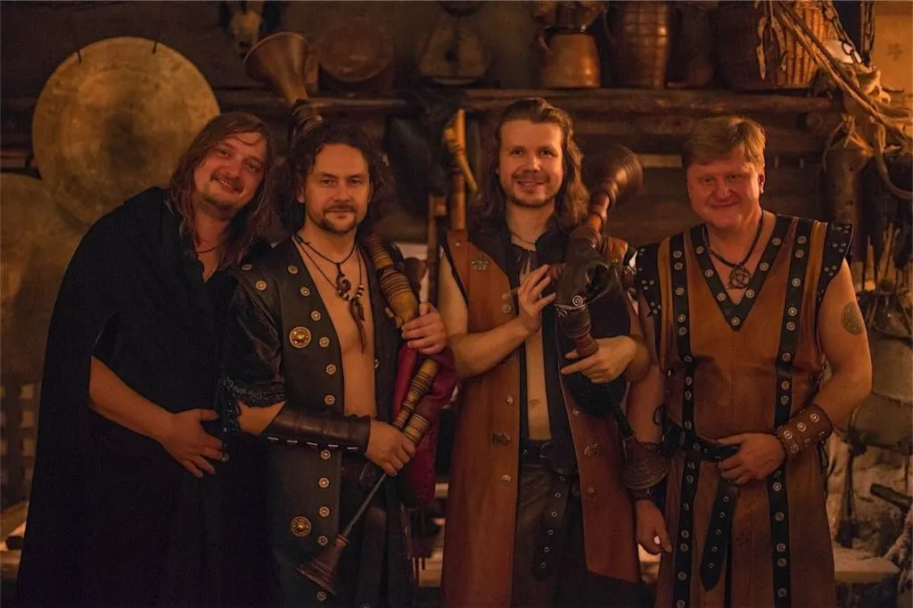 Praga: Jantar de Natal medieval com show ao vivo + bebidas ilimitadas