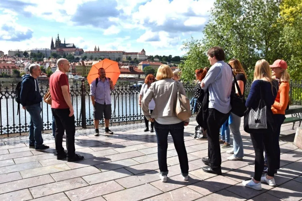 Prague : Visite de la ville avec déjeuner et croisière sur le fleuve