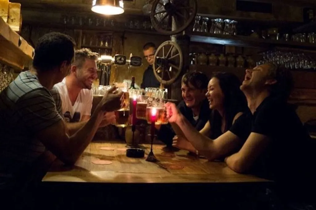 Prague : Visite guidée de 3 brasseries avec dégustation de bières