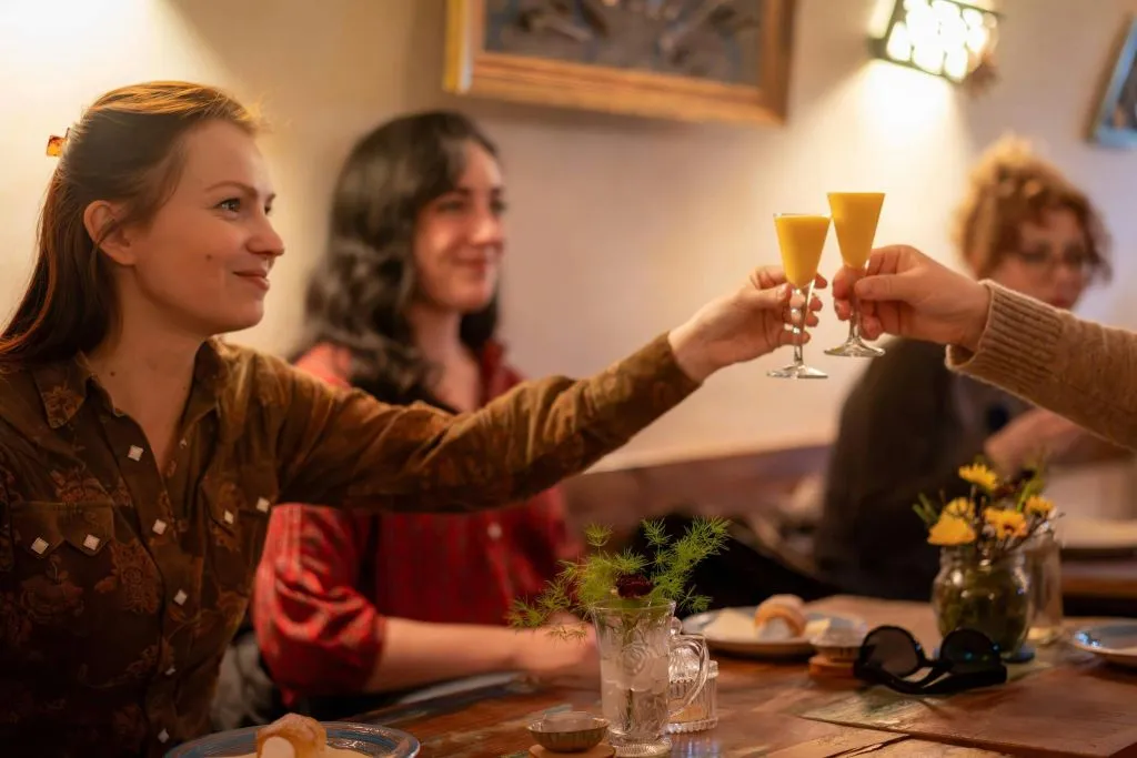 Praga: Passeio noturno com comidas e bebidas