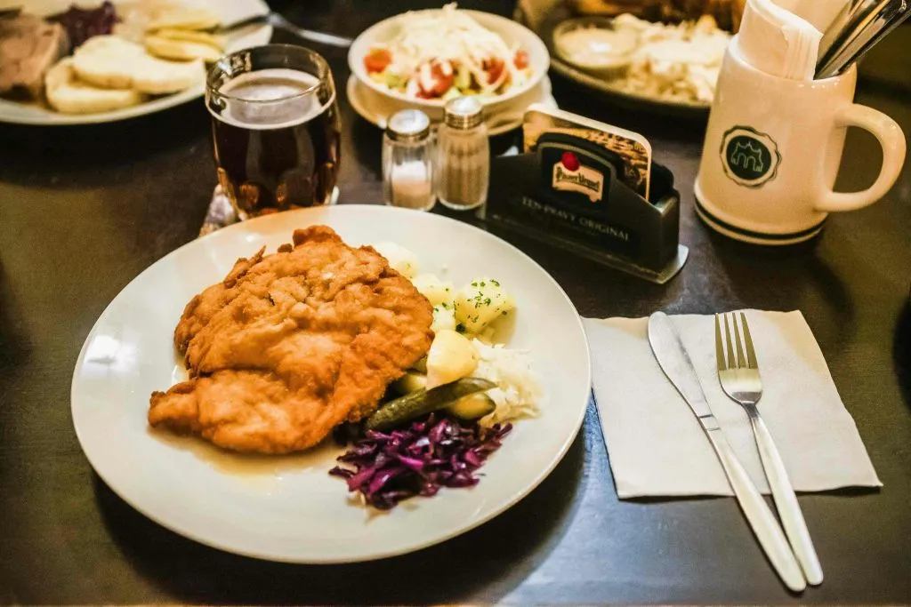 Praga: City Brewery Tour com audioguia + ingresso para a Pilsner Urquell Experience