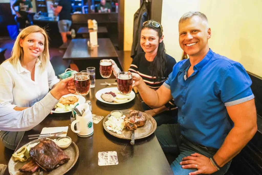 Praga: City Brewery Tour com audioguia + ingresso para a Pilsner Urquell Experience