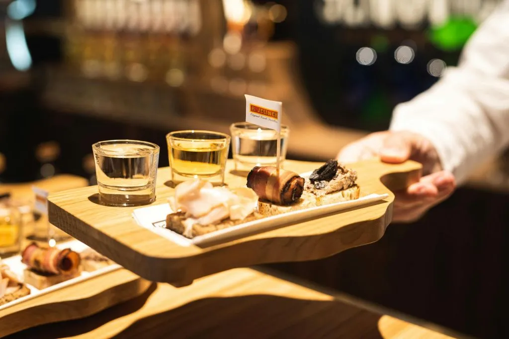 Musée Slivovitz avec dégustation d'eau-de-vie de prune et réalité virtuelle 5D