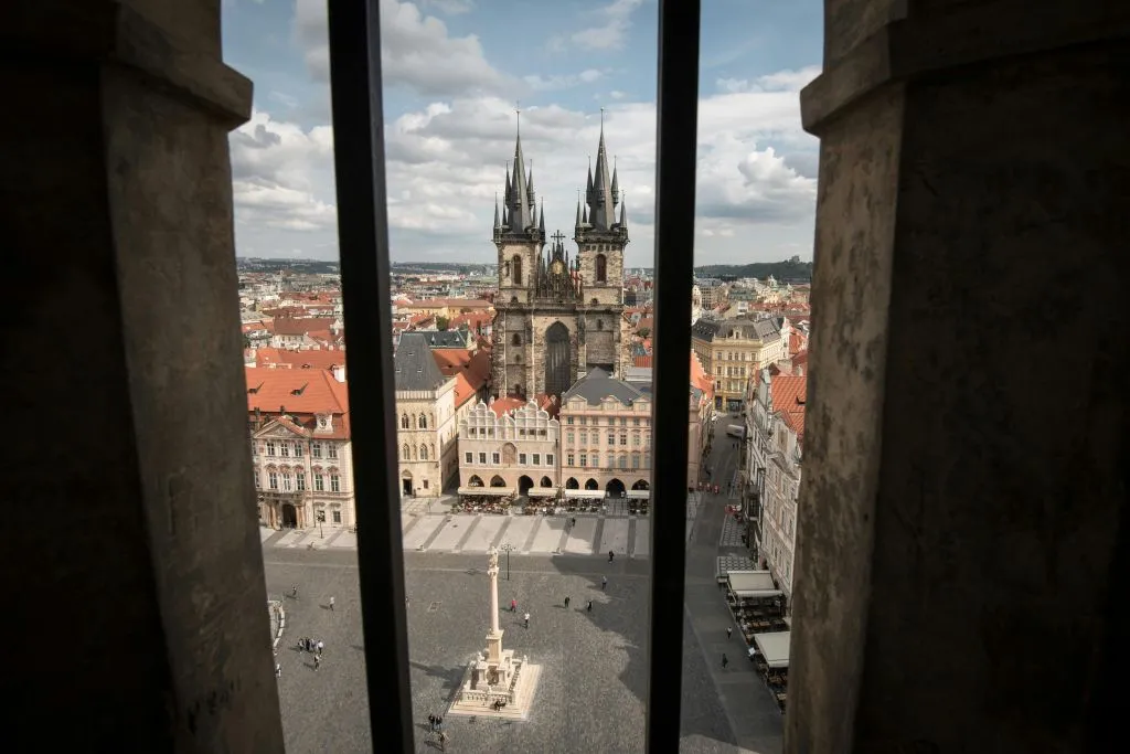 Praga: Visita guiada a la Ciudad Vieja con degustación de comida y cerveza
