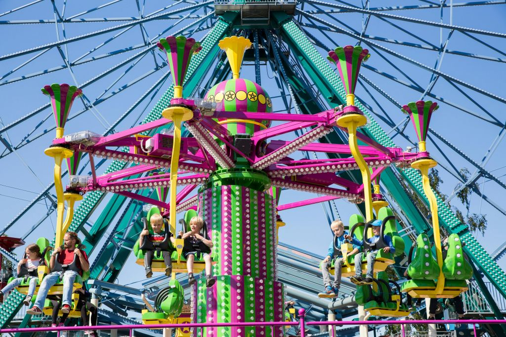 Parque de atracciones Linnanmäki: Atracciones ilimitadas