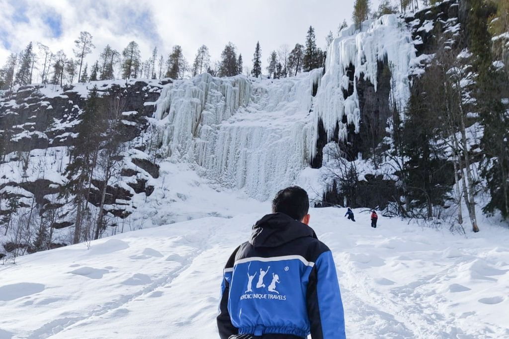 Desde Rovaniemi: Excursión a las cascadas heladas de Korouoma