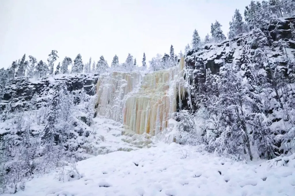 Korouoma Canyon: Frozen Waterfalls Trip From Rovaniemi